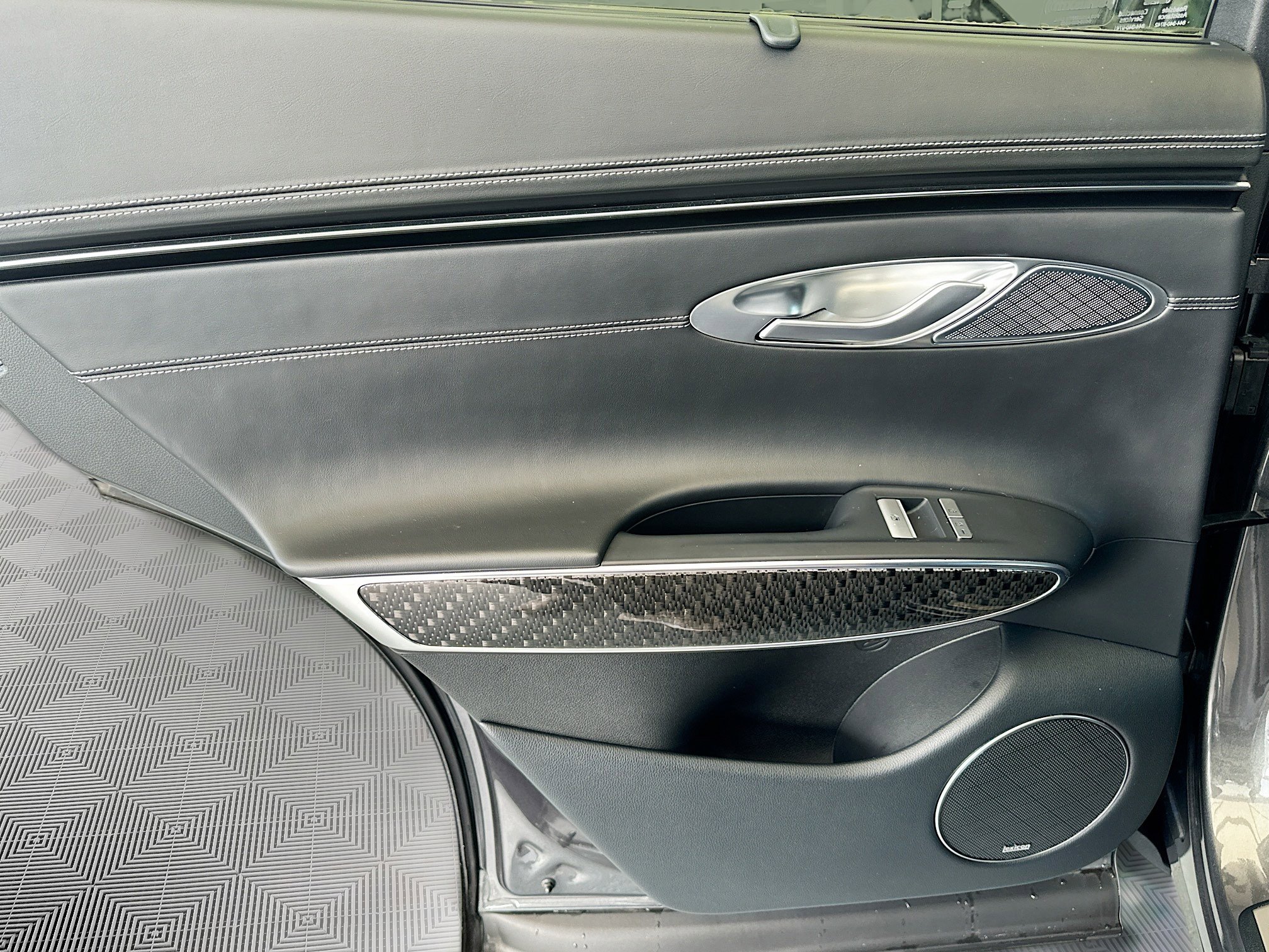2022 Genesis GV70 3.5T Sport photo 27