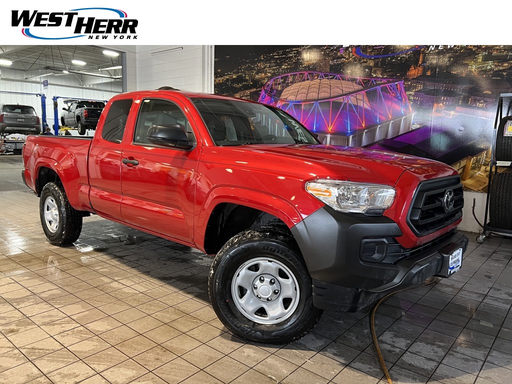 2022 Toyota Tacoma SR's photo