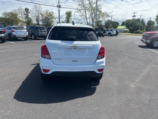 2022 Chevrolet Trax LS photo 6