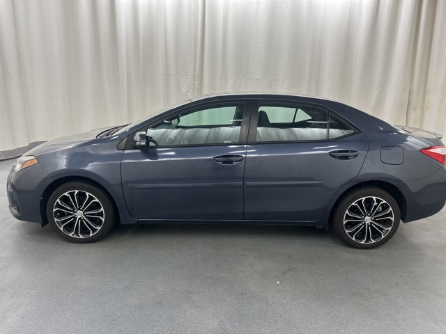 2014 Toyota Corolla L photo 3