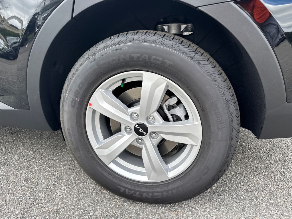 2026 Kia Sorento LX photo 19