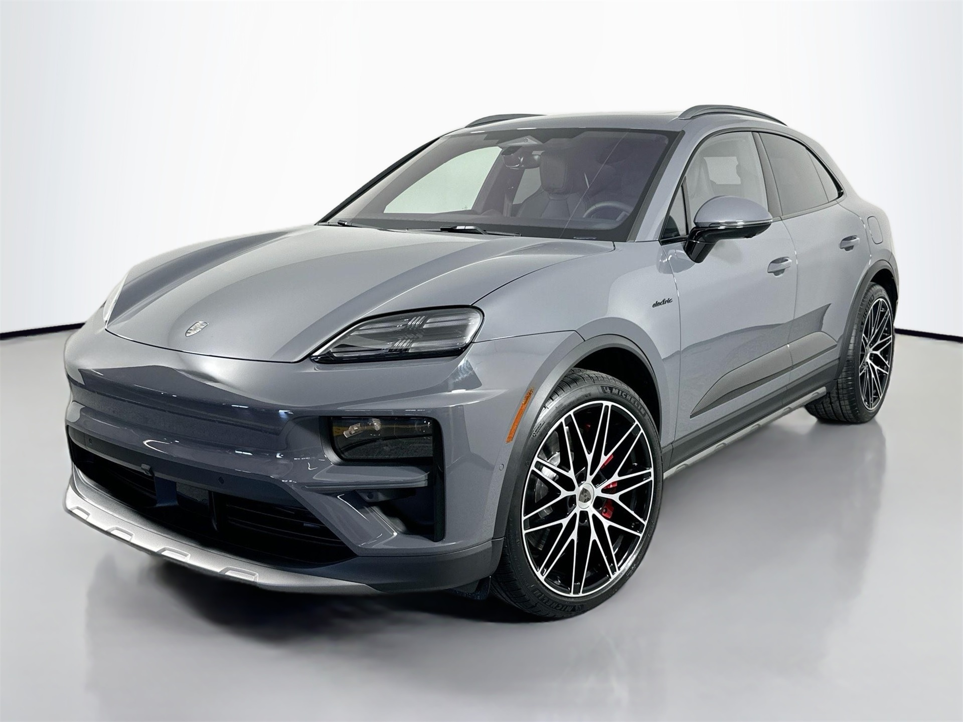 2025 Porsche Macan Turbo Electric