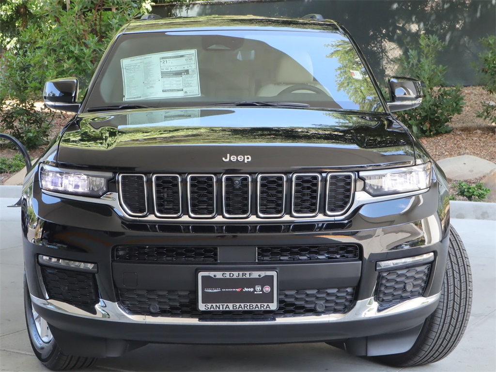 2023 Jeep Grand Cherokee L photo 3