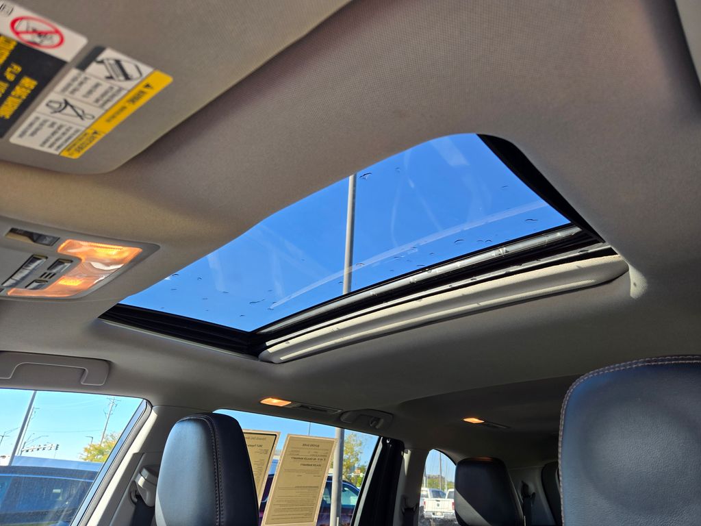 2017 Toyota Highlander SE XLE photo 23