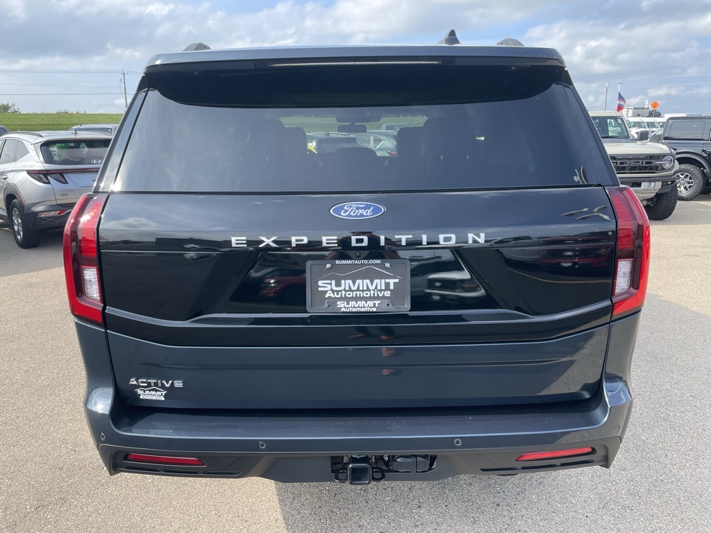 2025 Ford Expedition photo 30