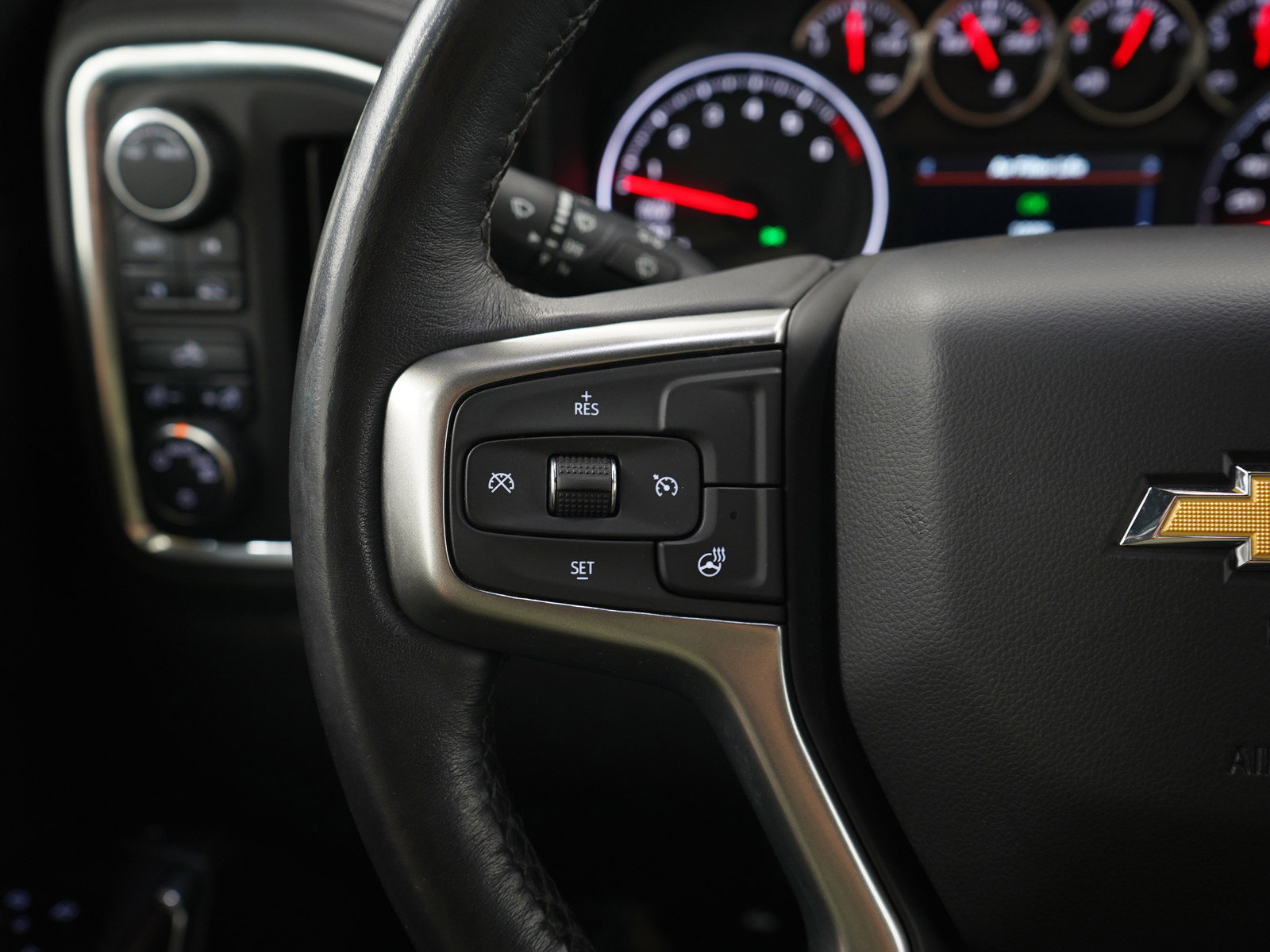 2021 Chevrolet Silverado 1500 LT photo 22