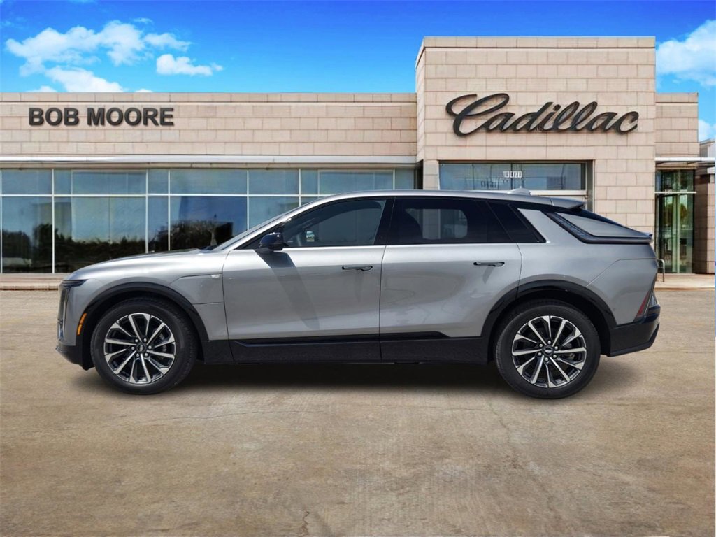 2025 Cadillac Lyriq Sport photo 4
