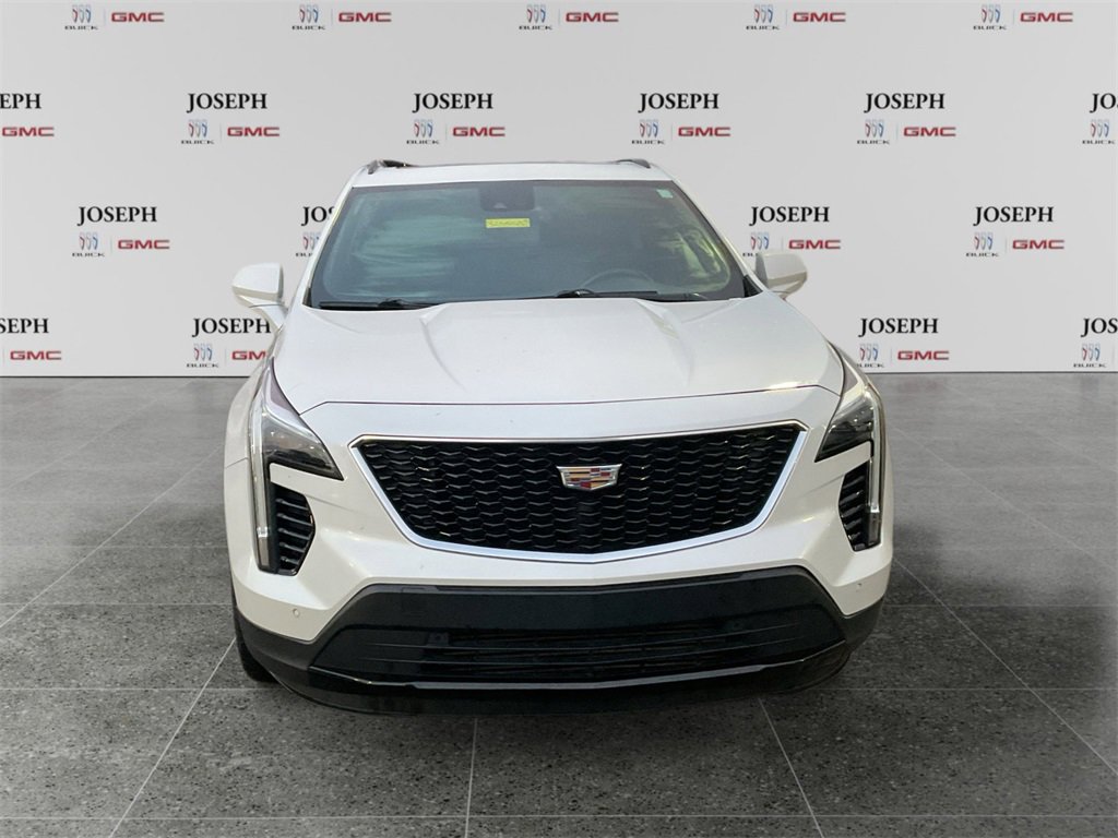 2019 Cadillac XT4 Sport photo 3