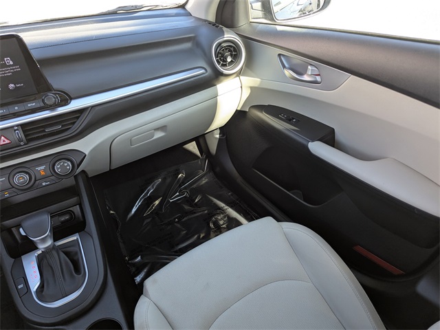 2023 Kia Forte LXS photo 10