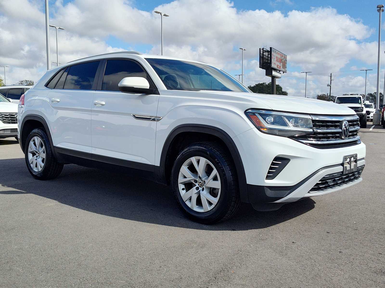 2020 Volkswagen Atlas Cross Sport S