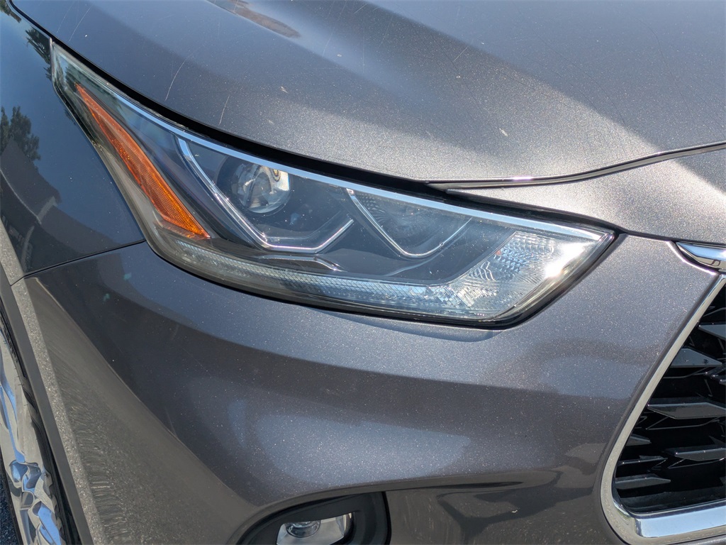 2020 Toyota Highlander Limited photo 7