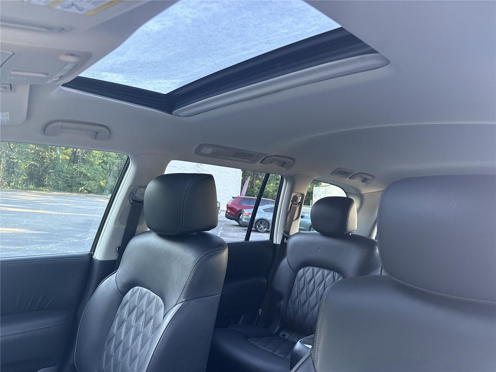 2022 Nissan Armada Platinum photo 21