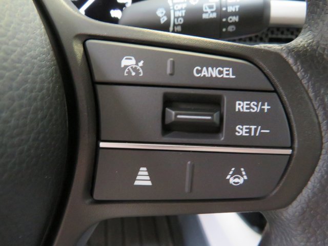 2026 Honda HR-V LX photo 11