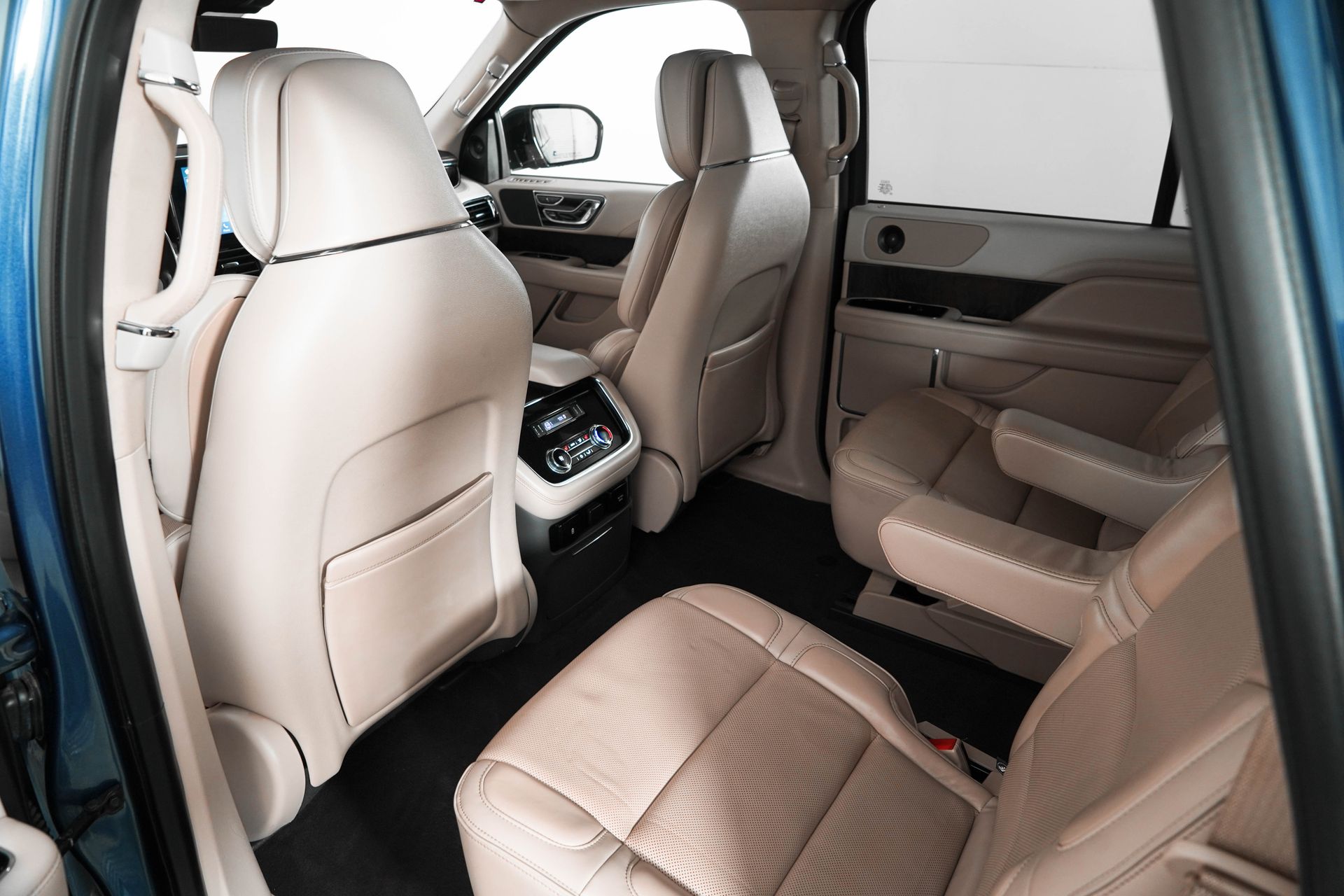2018 Lincoln Navigator L Reserve photo 17