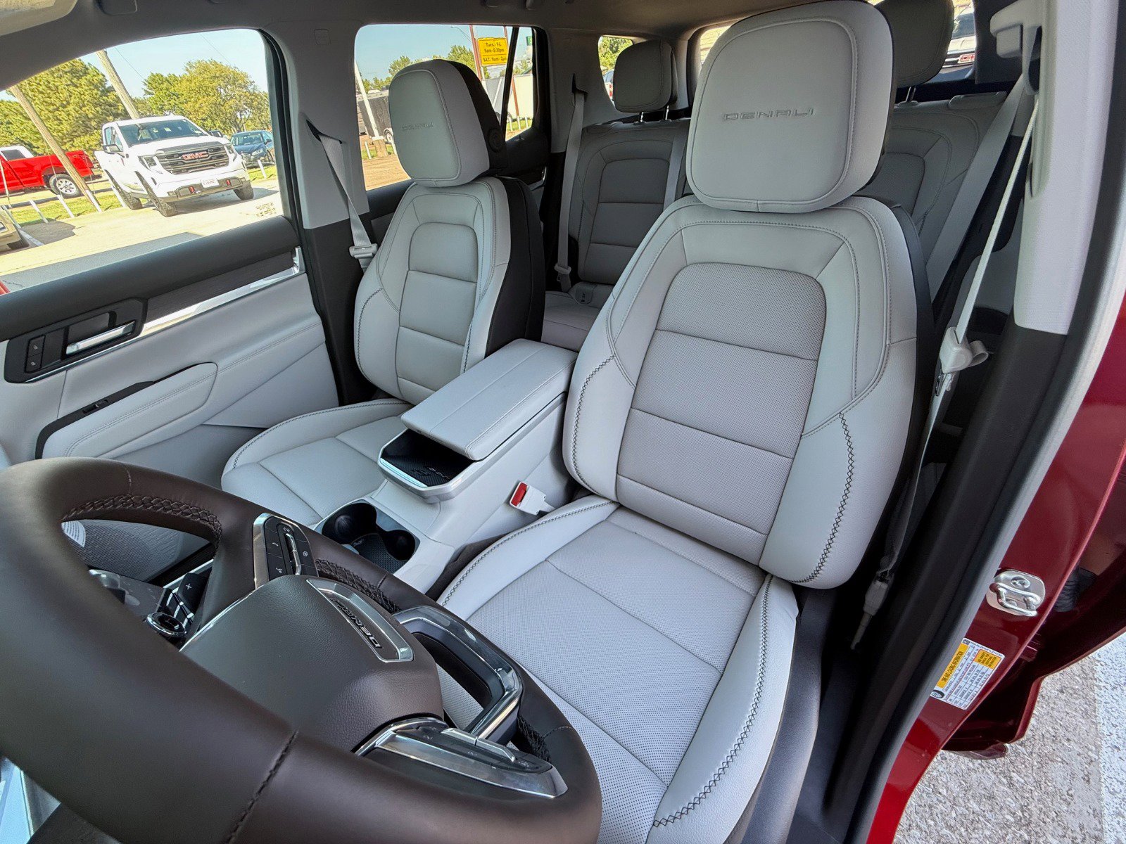 2026 Gmc Terrain Denali photo 8