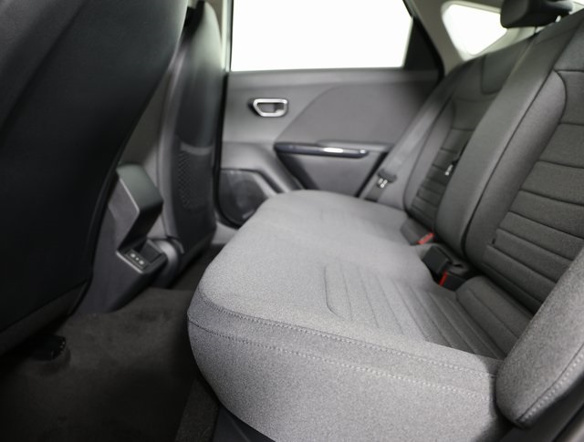 2025 Kia K4 EX photo 8