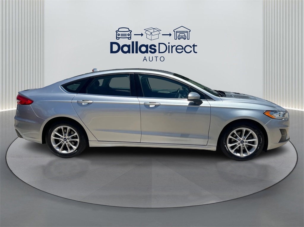 2020 Ford Fusion SE photo 4