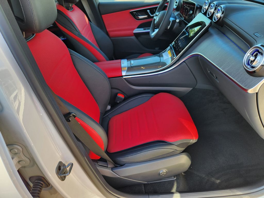 2026 Mercedes Benz GLC 300 4MATIC photo 12