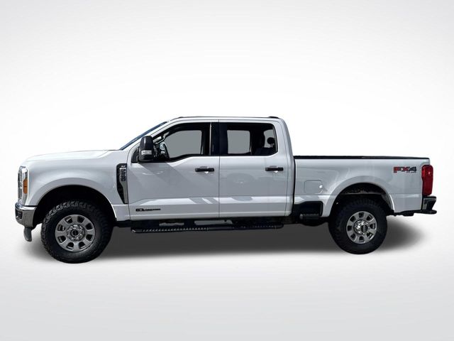 2023 Ford F-250 XLT photo 2