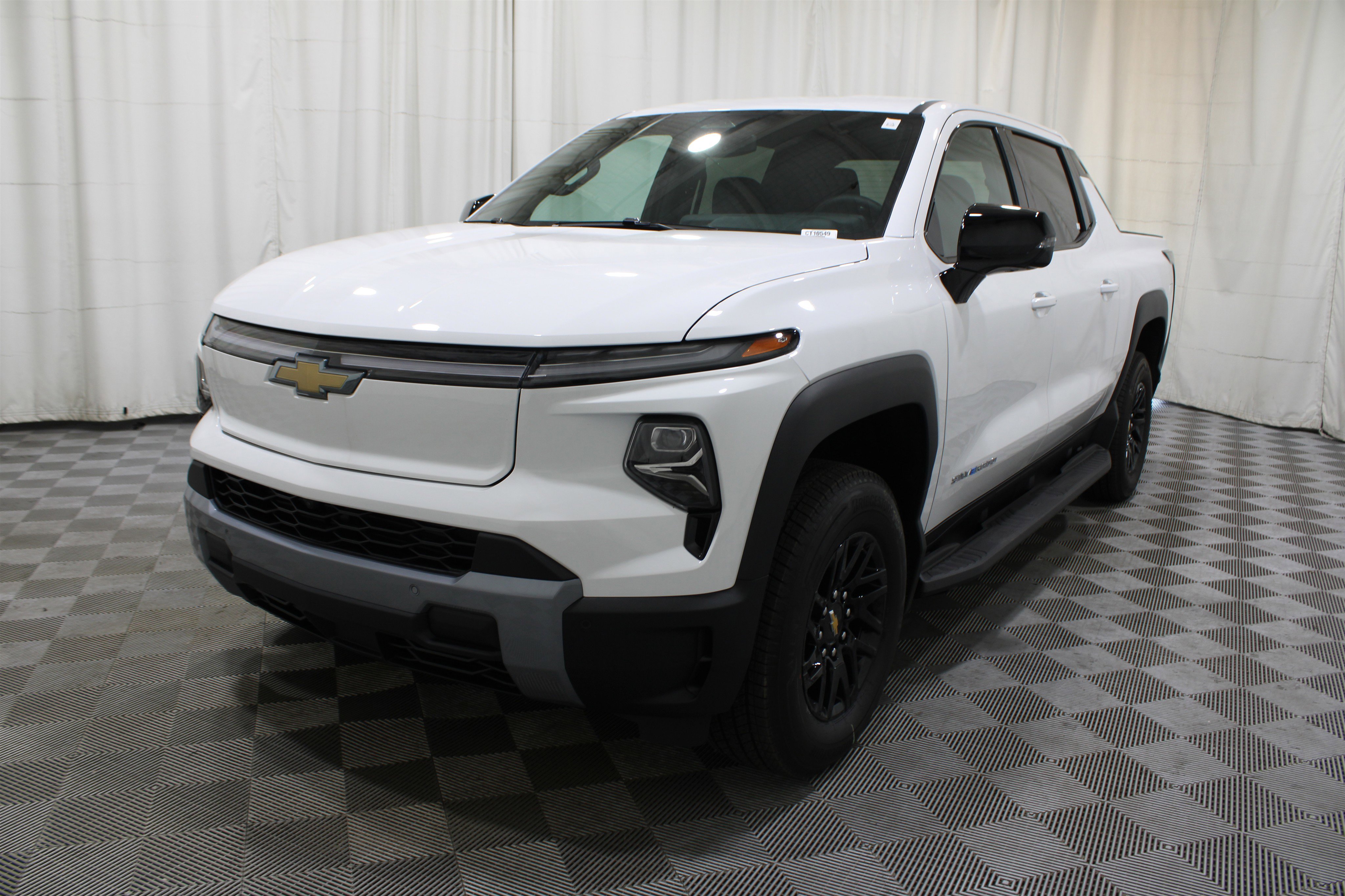 2025 Chevrolet Silverado EV LT photo 23