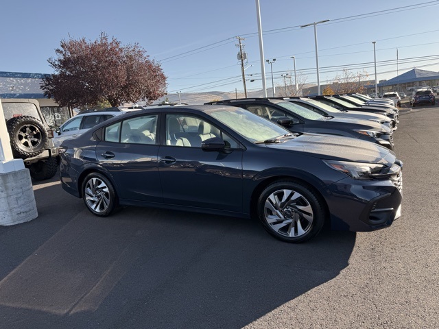 2025 Subaru Legacy Limited photo 4