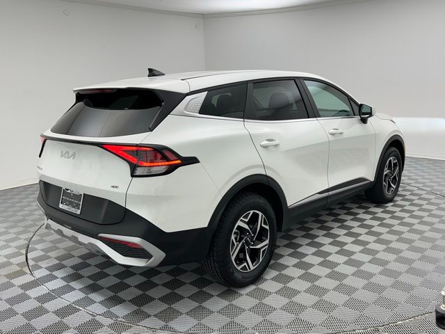 2024 Kia Sportage LX photo 4