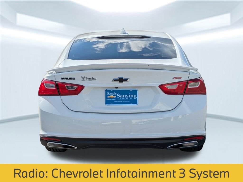 2022 Chevrolet Malibu RS photo 4