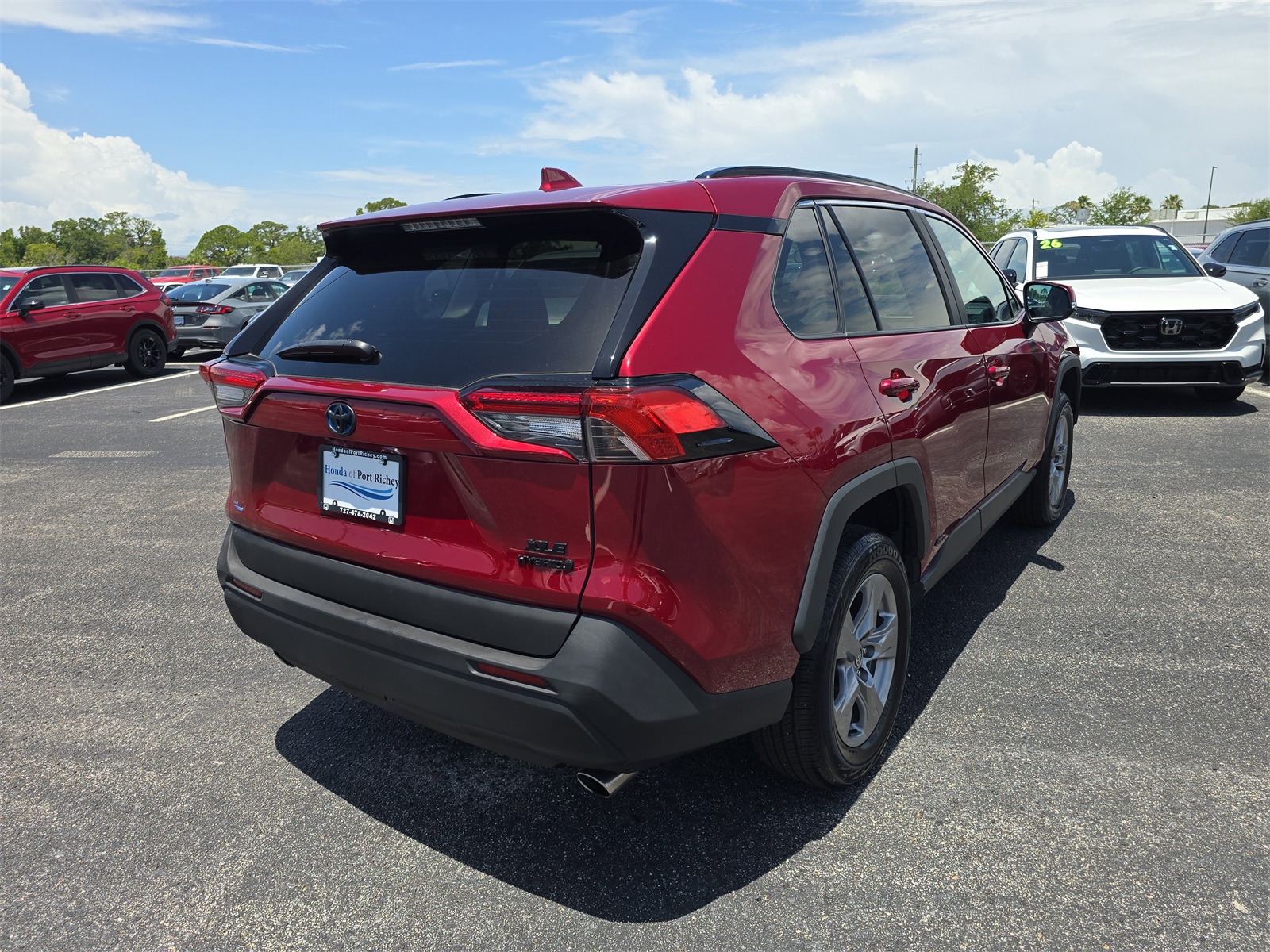 2023 Toyota RAV4 Hybrid XLE photo 4