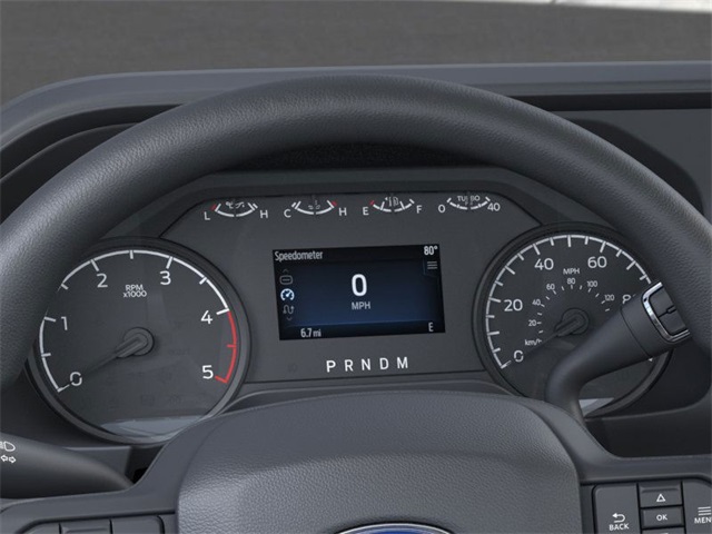2025 Ford F-600 photo 13