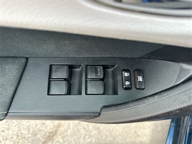 2018 Toyota Corolla XLE XSE photo 12