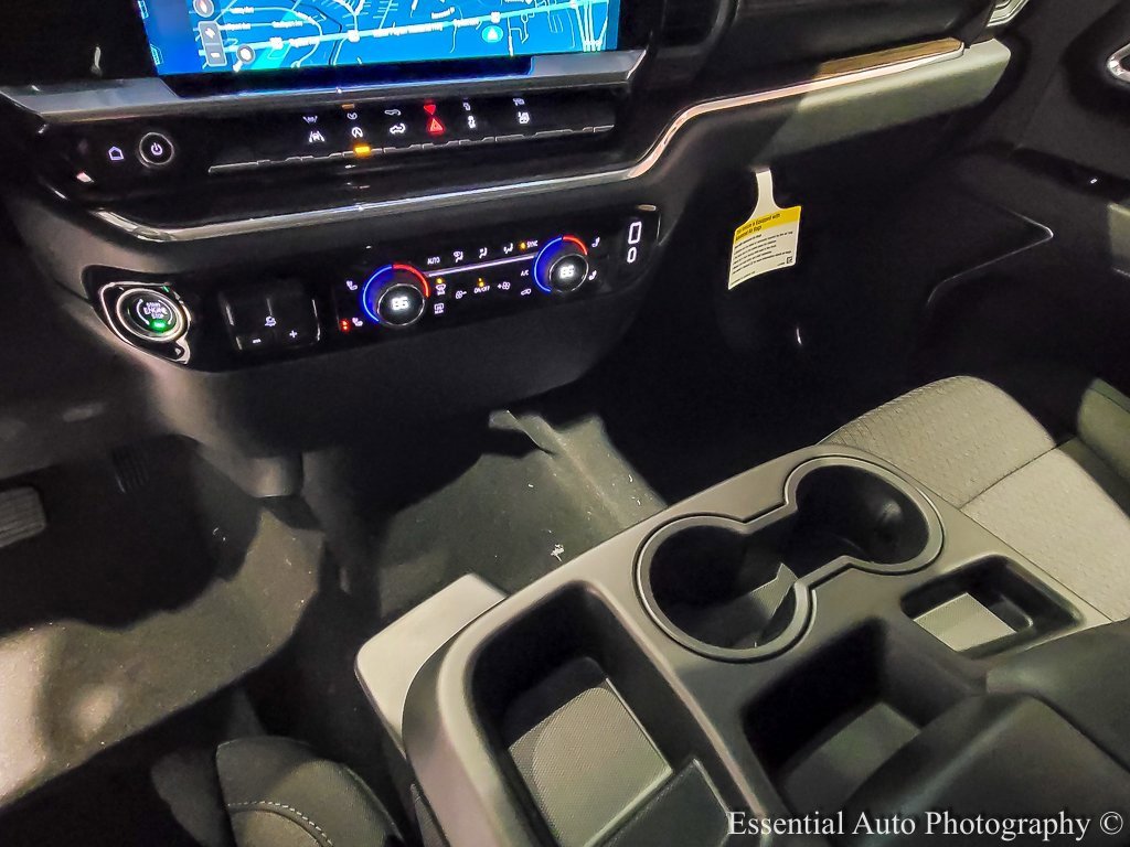 2025 CHEVROLET SILVERADO - Image 17