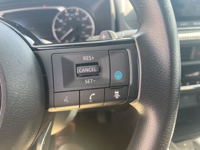 2023 Nissan Rogue SV photo 15