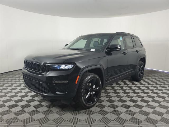 2025 Jeep Grand Cherokee Limited photo 4