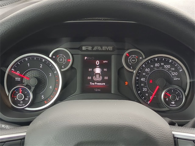 2025 Ram 2500 Tradesman photo 27