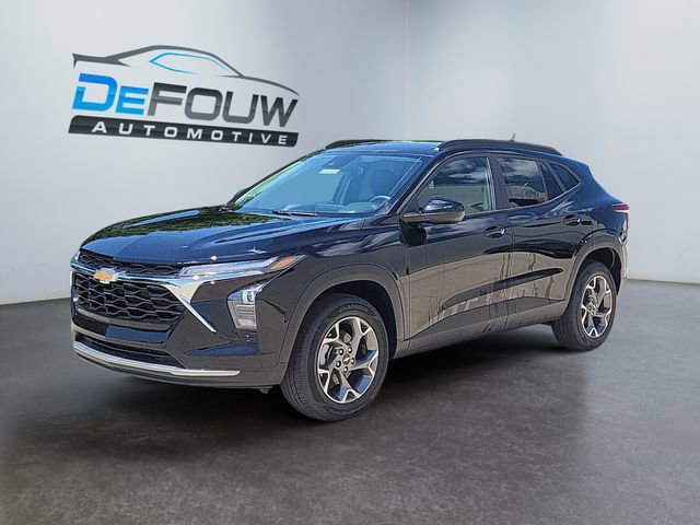 2025 Chevrolet Trax LT photo 7