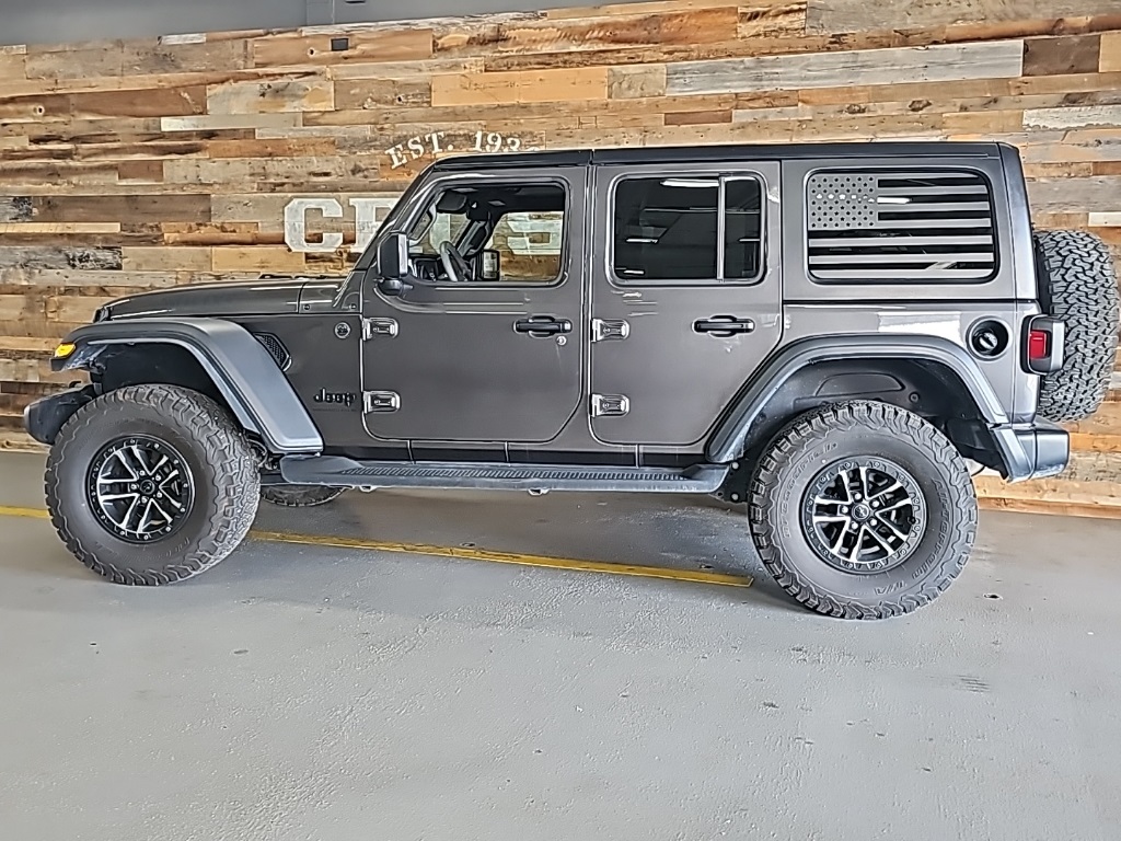 2024 Jeep Wrangler Willys photo 2