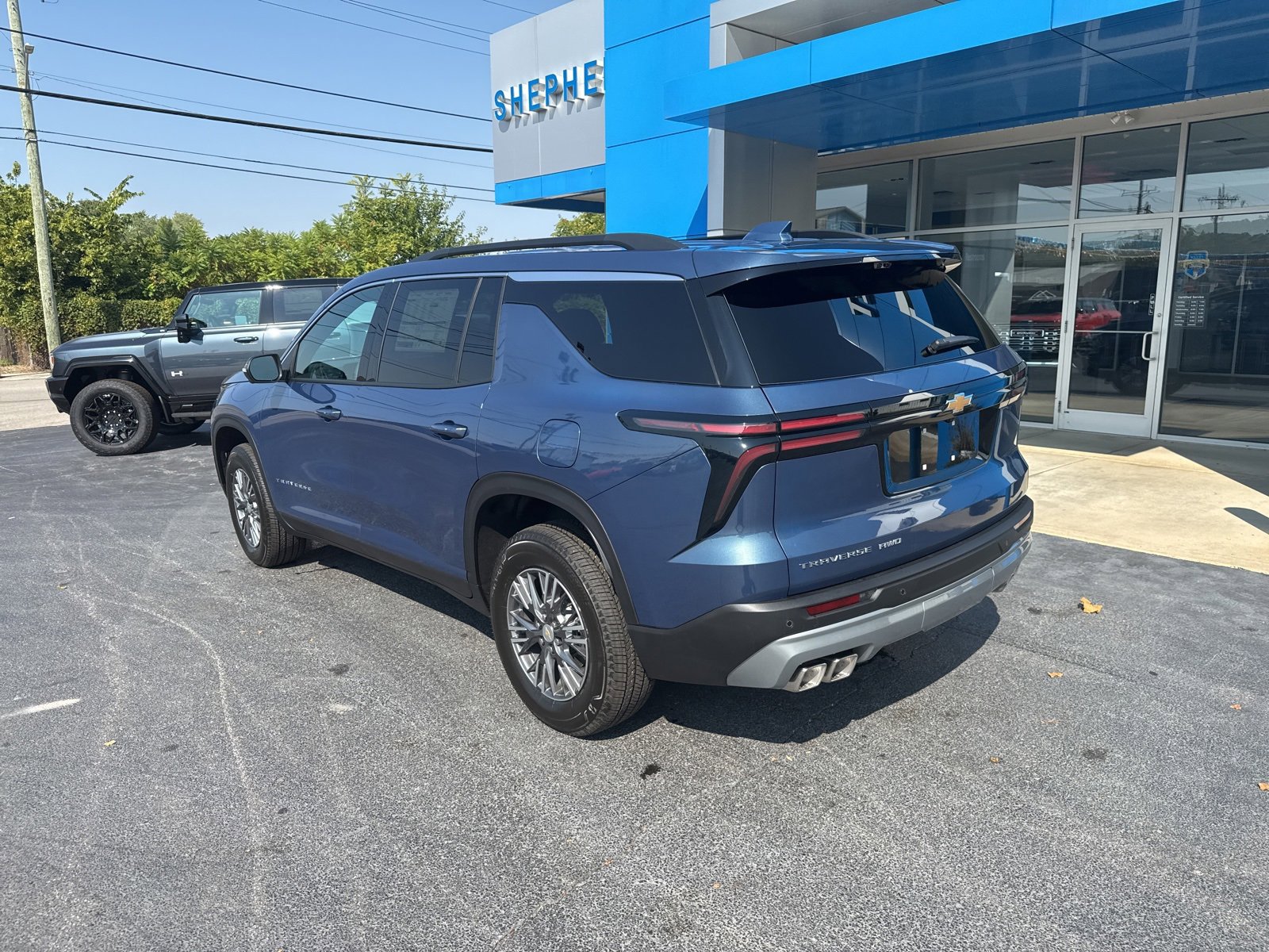 2026 Chevrolet Traverse photo 8