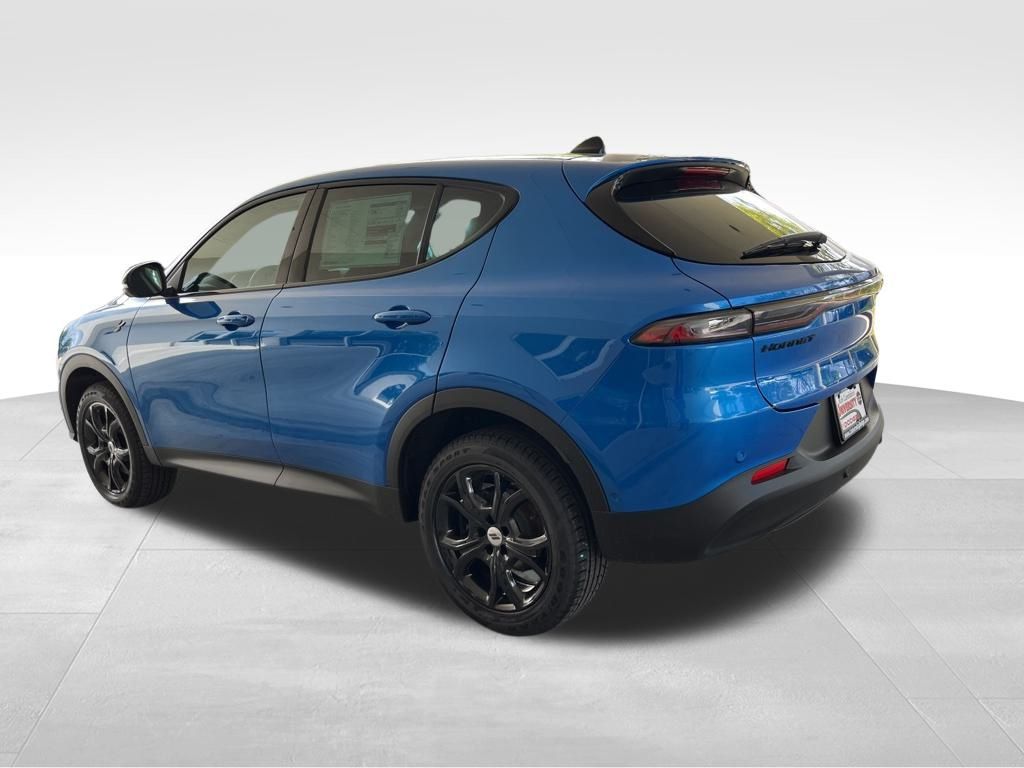 2024 Dodge Hornet GT photo 4