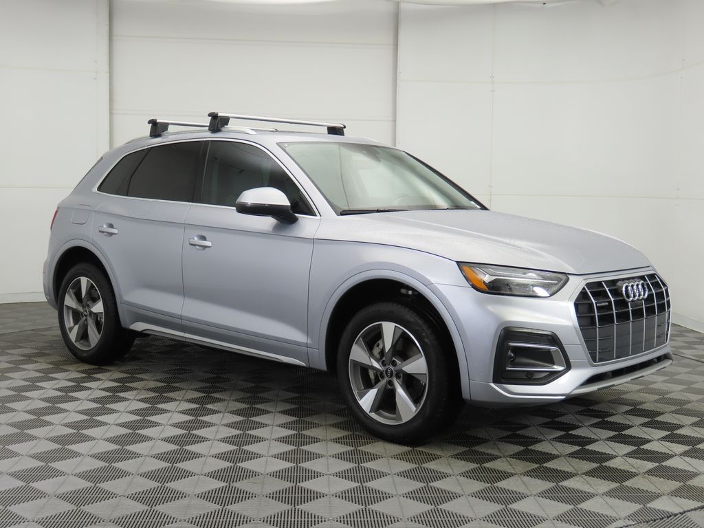 2023 Audi Q5 40 Premium Plus photo 2