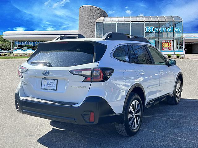 2022 Subaru Outback Premium photo 3