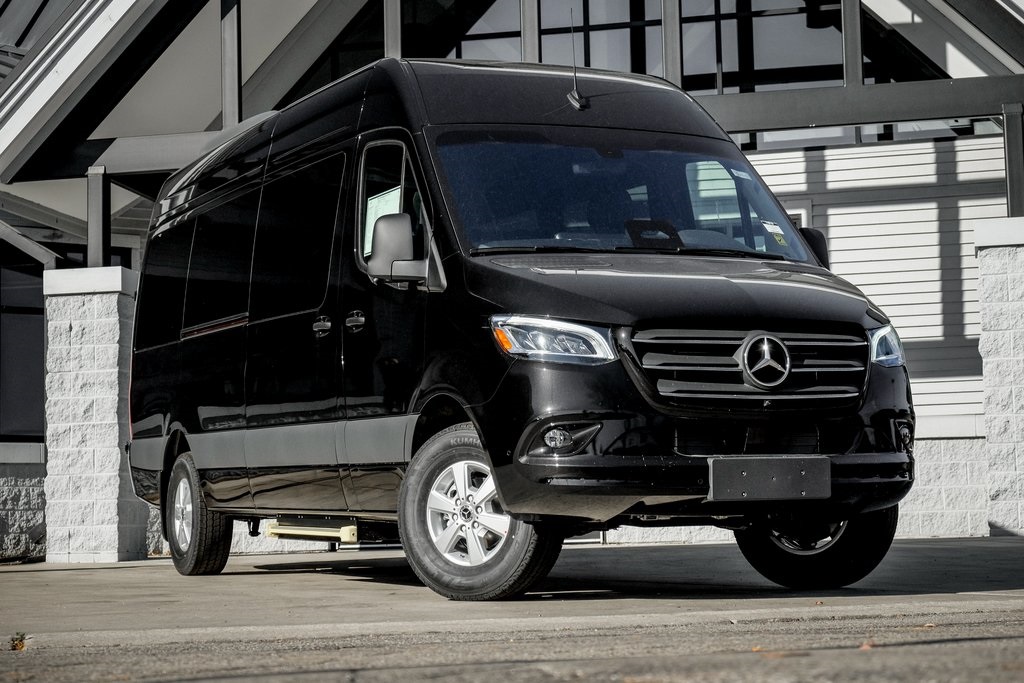 2026 Mercedes-Benz Sprinter Passenger Van Base's photo