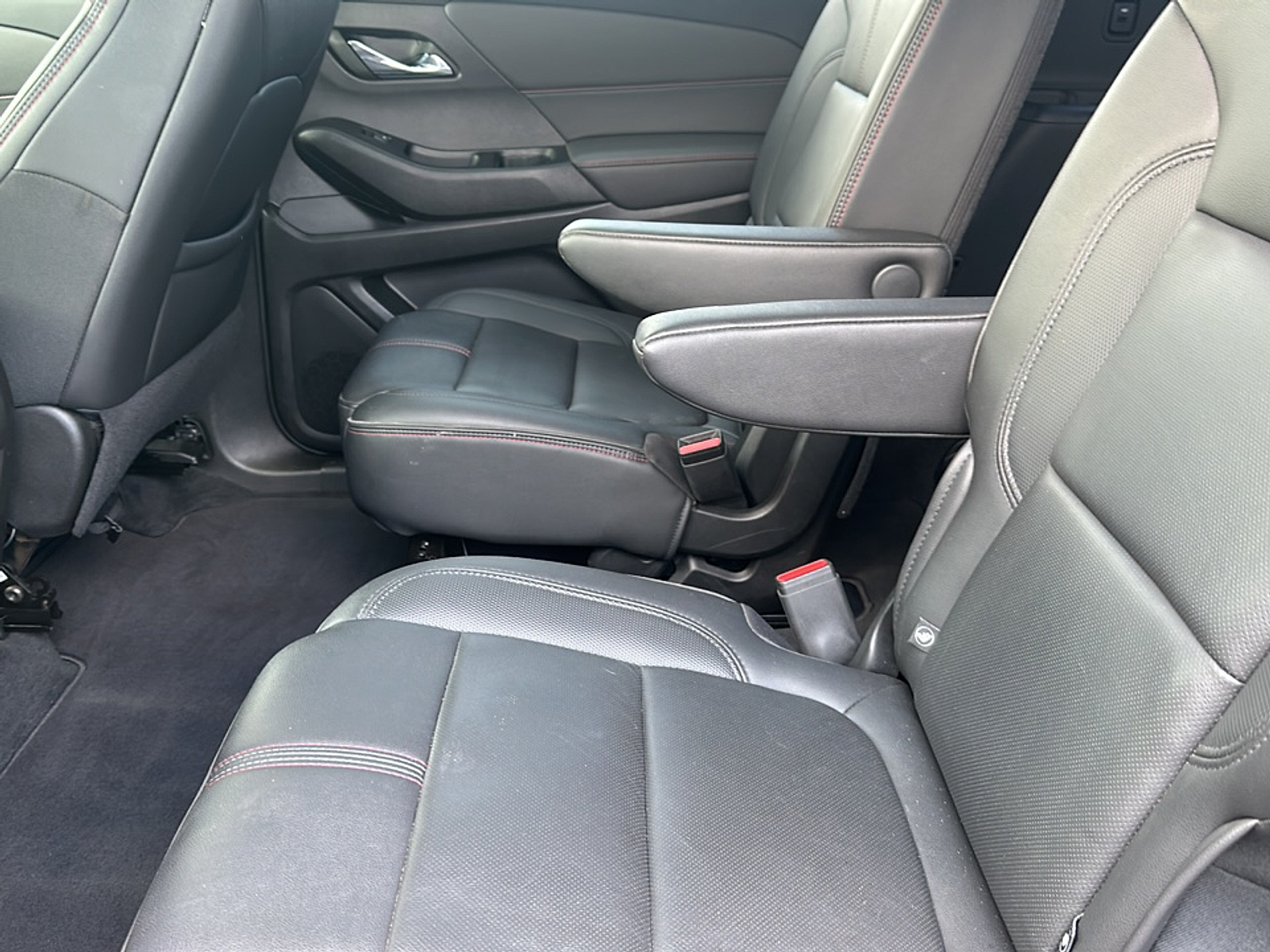 2023 Chevrolet Traverse RS photo 3
