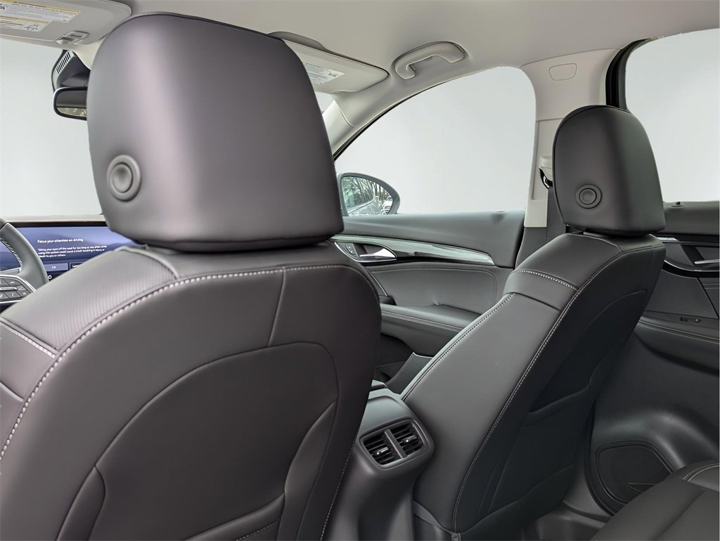 2025 Buick Envision Preferred photo 19