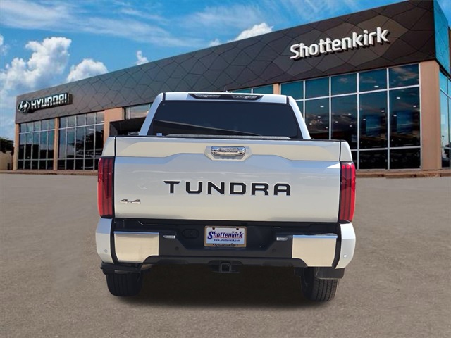 2024 Toyota Tundra Limited photo 3