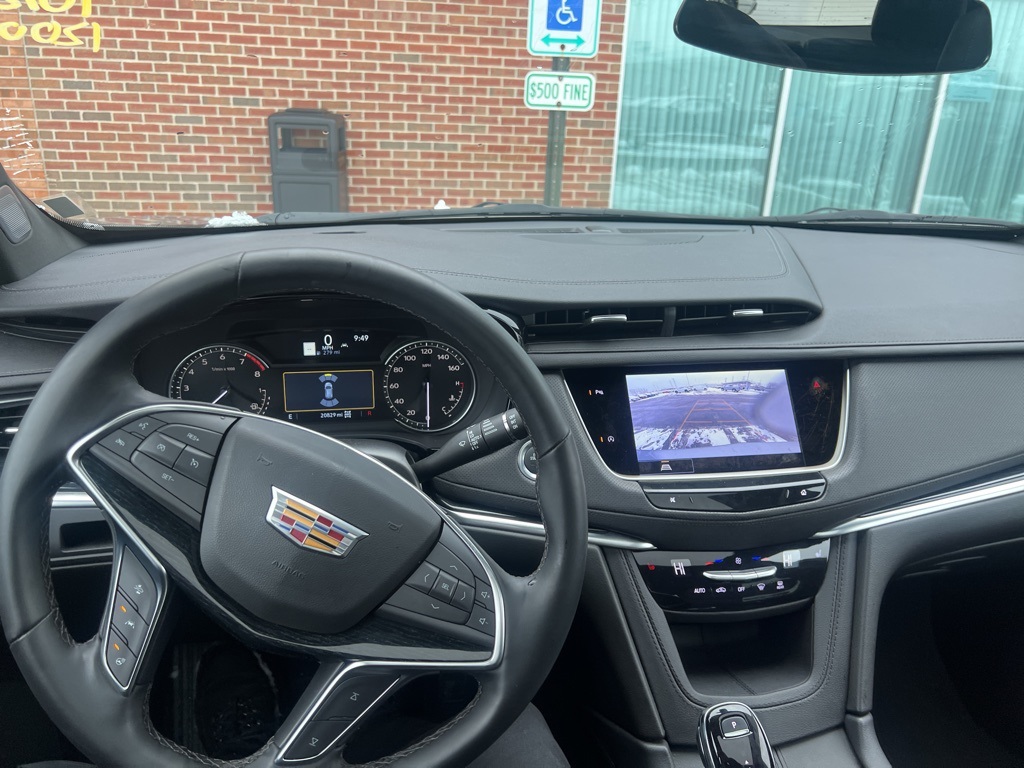 2025 CADILLAC XT5 - Image 11