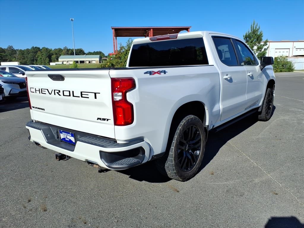 2021 Chevrolet Silverado 1500 RST photo 3