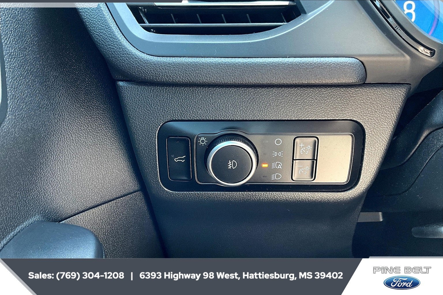 2023 Ford Escape ST-Line Elite photo 22