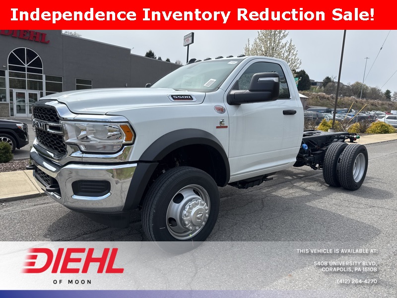 2024 Ram 5500 Tradesman photo 3