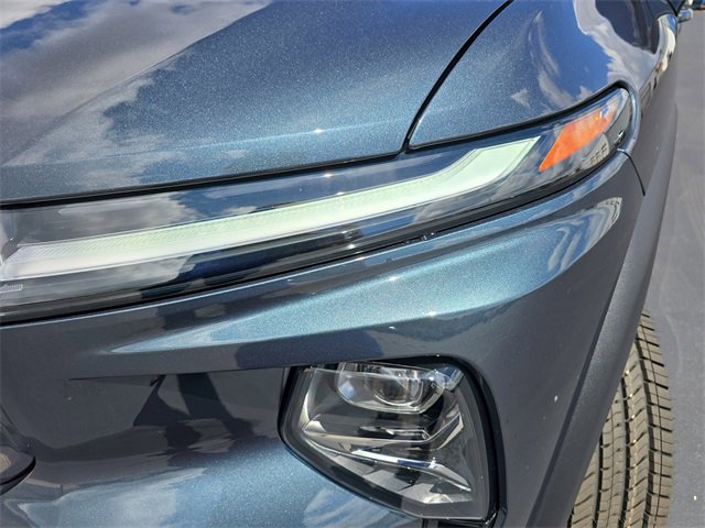 2025 Chevrolet Silverado EV LT photo 30