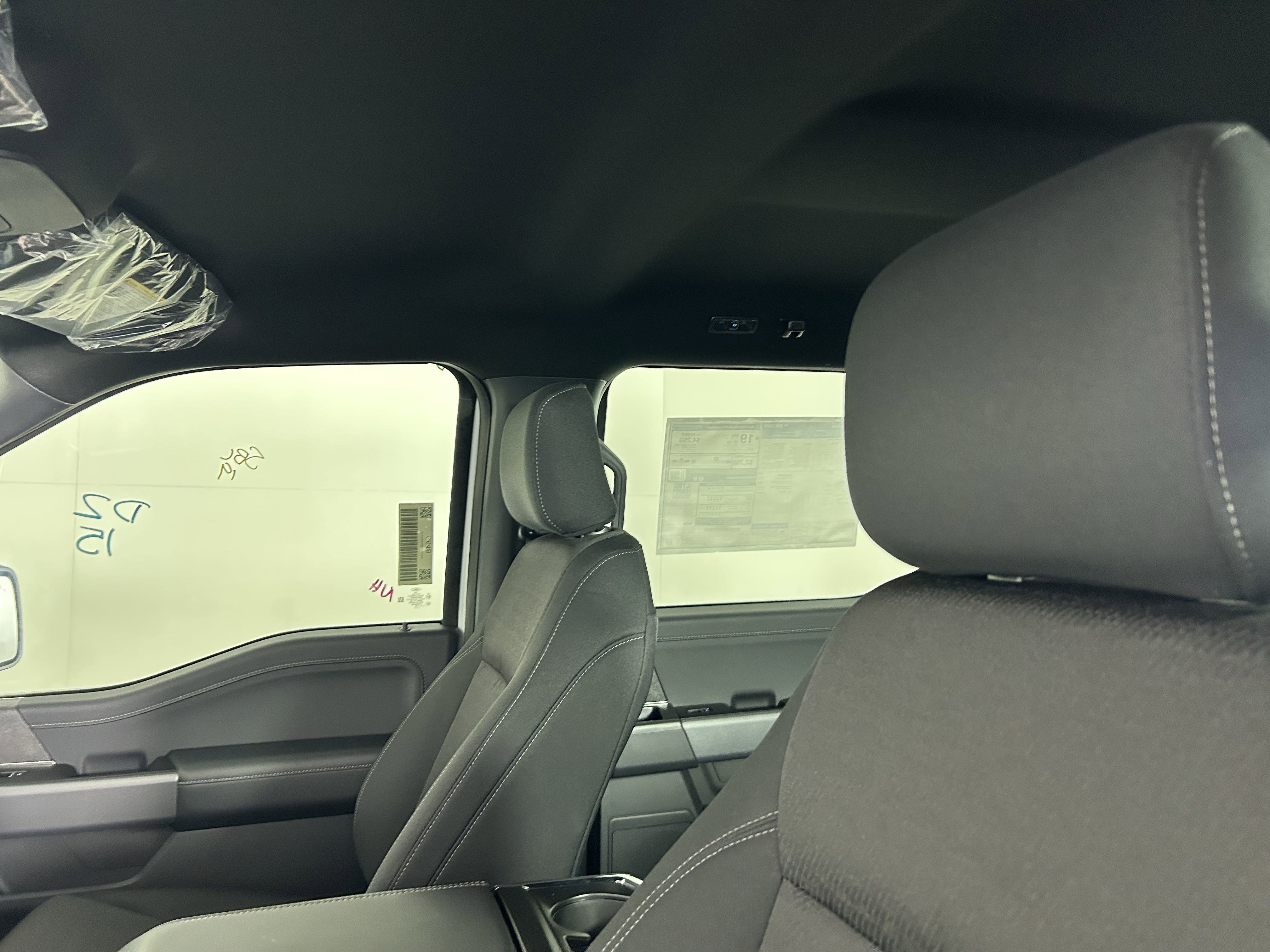 2025 Ford F-150 XLT photo 10